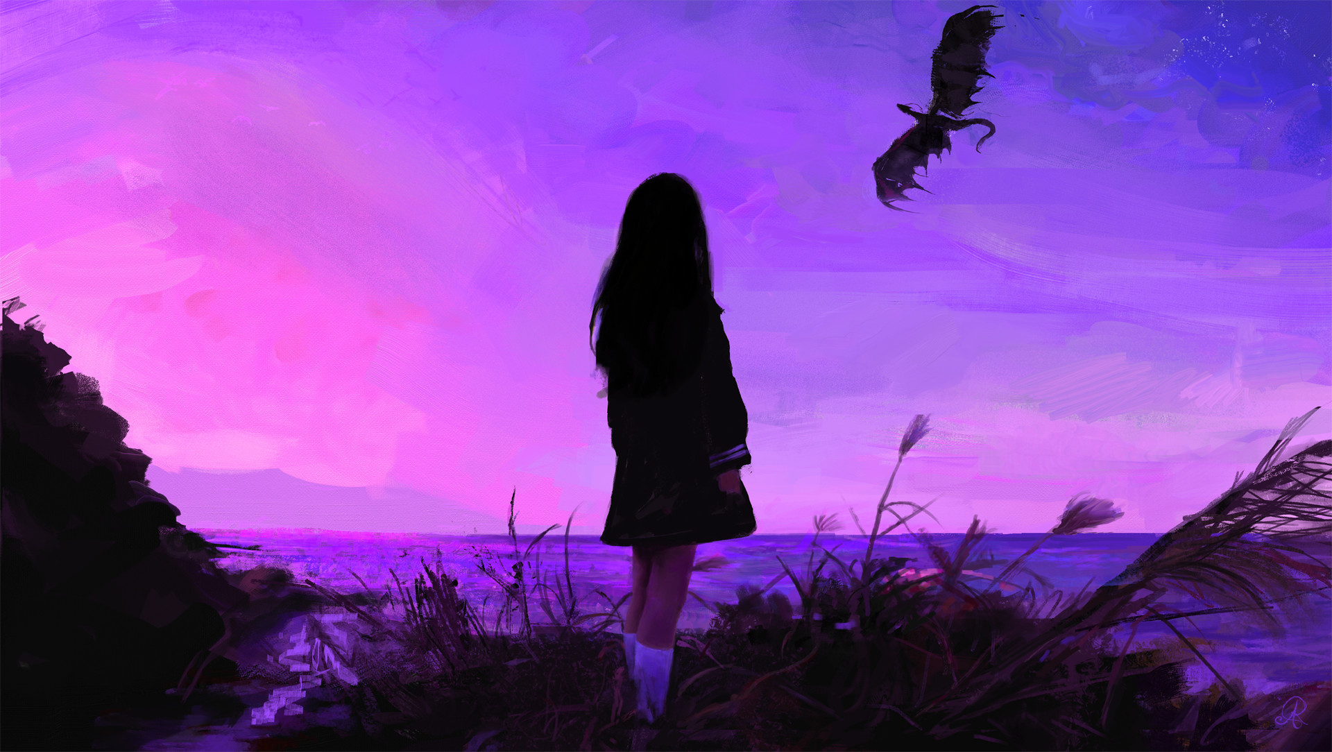 Девушка на фоне фиолетового заборчика