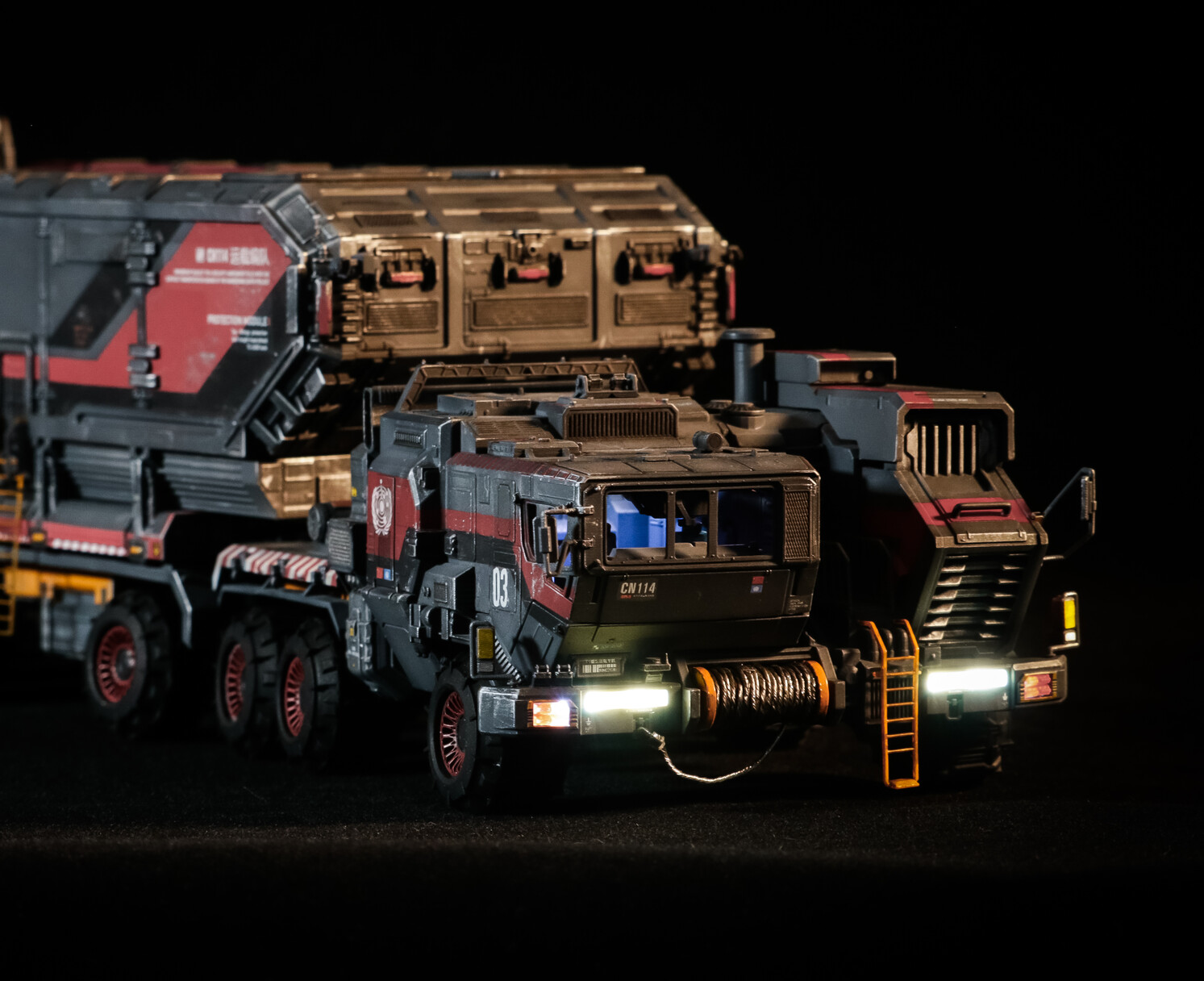 1/100《流浪地球》重型运载车模型（箱式） "Wandering Earth"HEAVY VEHICLE（box）