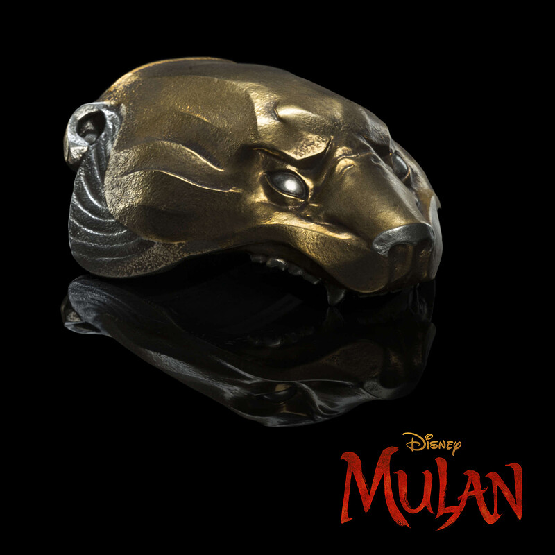 Mulan - Bear Pauldron