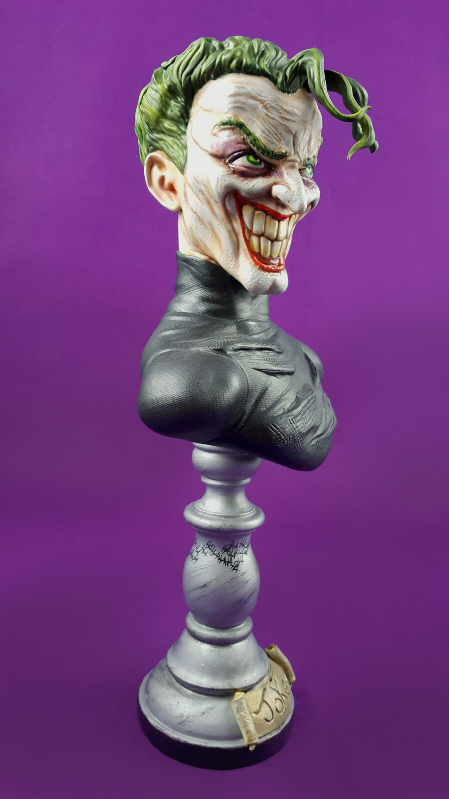 The Joker bust