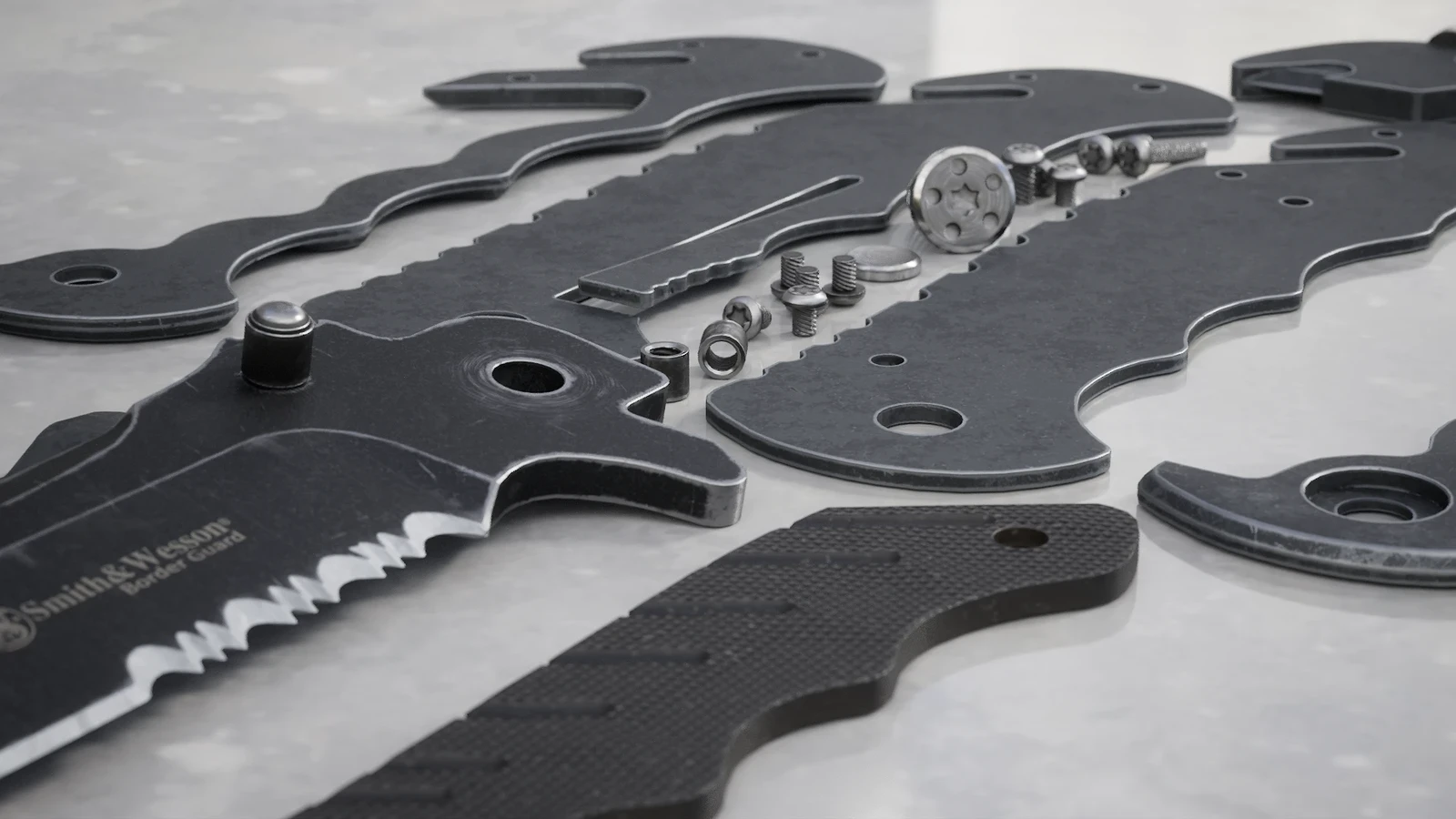 Smith &amp; Wesson Border Guard Pocket Knife