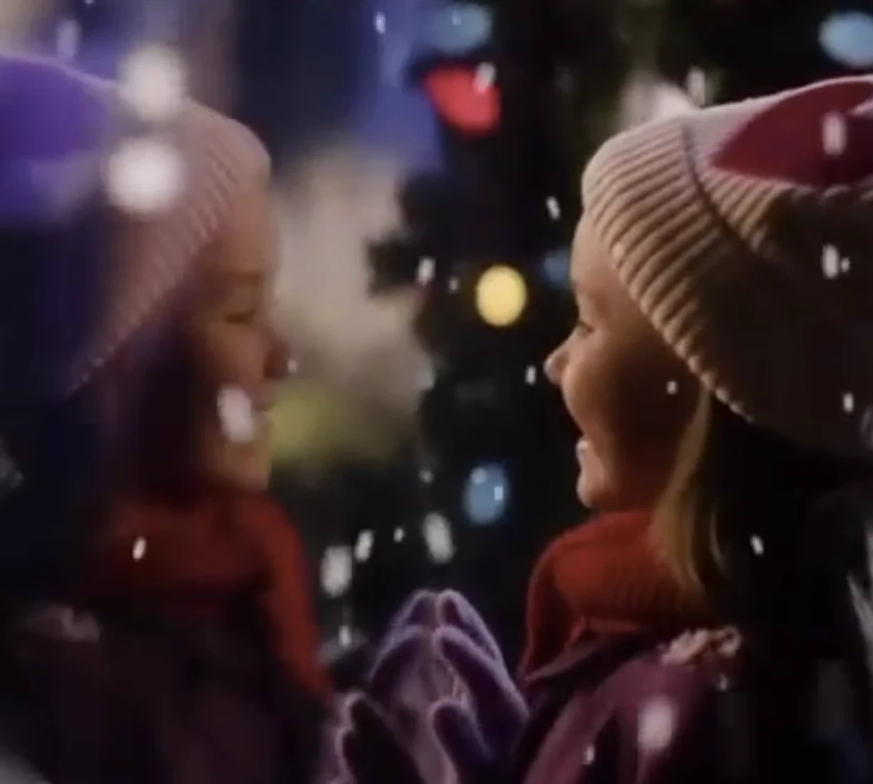 Fox Anchors Holiday Ad '25 | VP