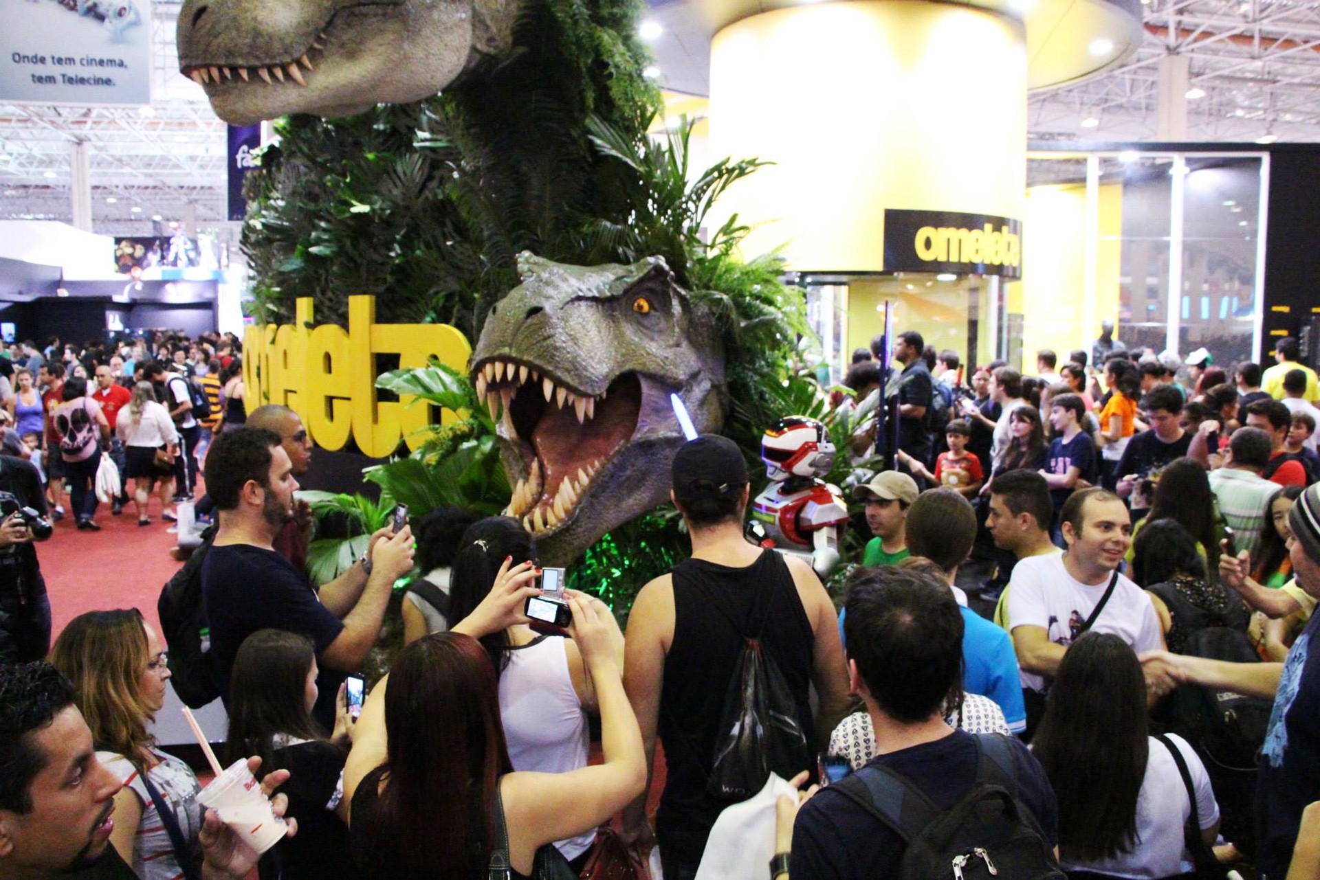 life size t rex head