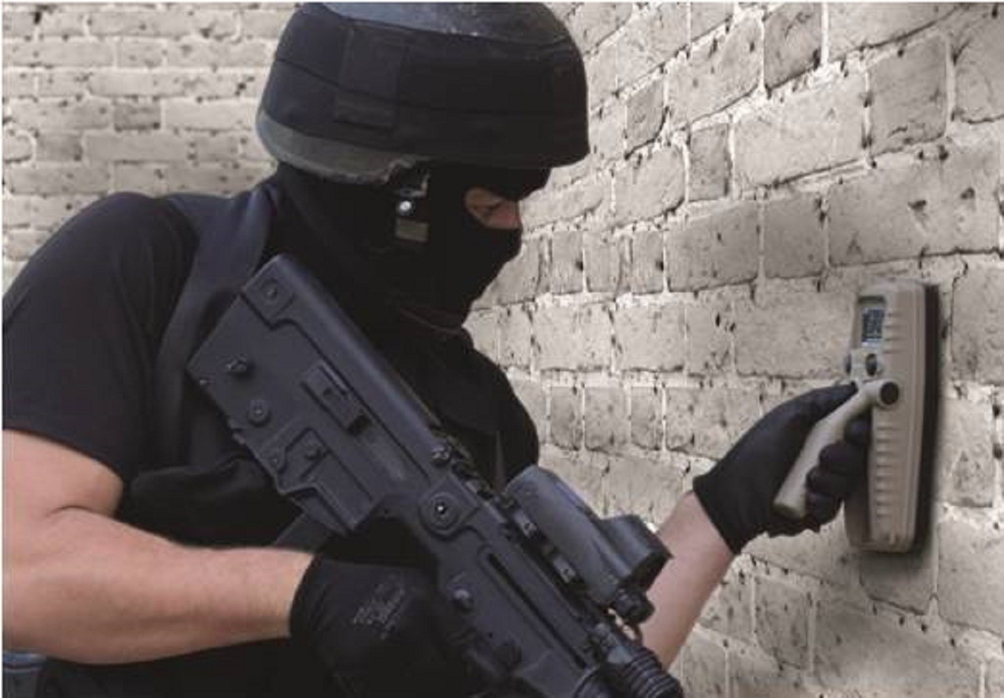 Видеть через стены. Тепловизор человек через стену. Приложение сквозь стены. Приложение которое видит сквозь стены. Видение сквозь стены.