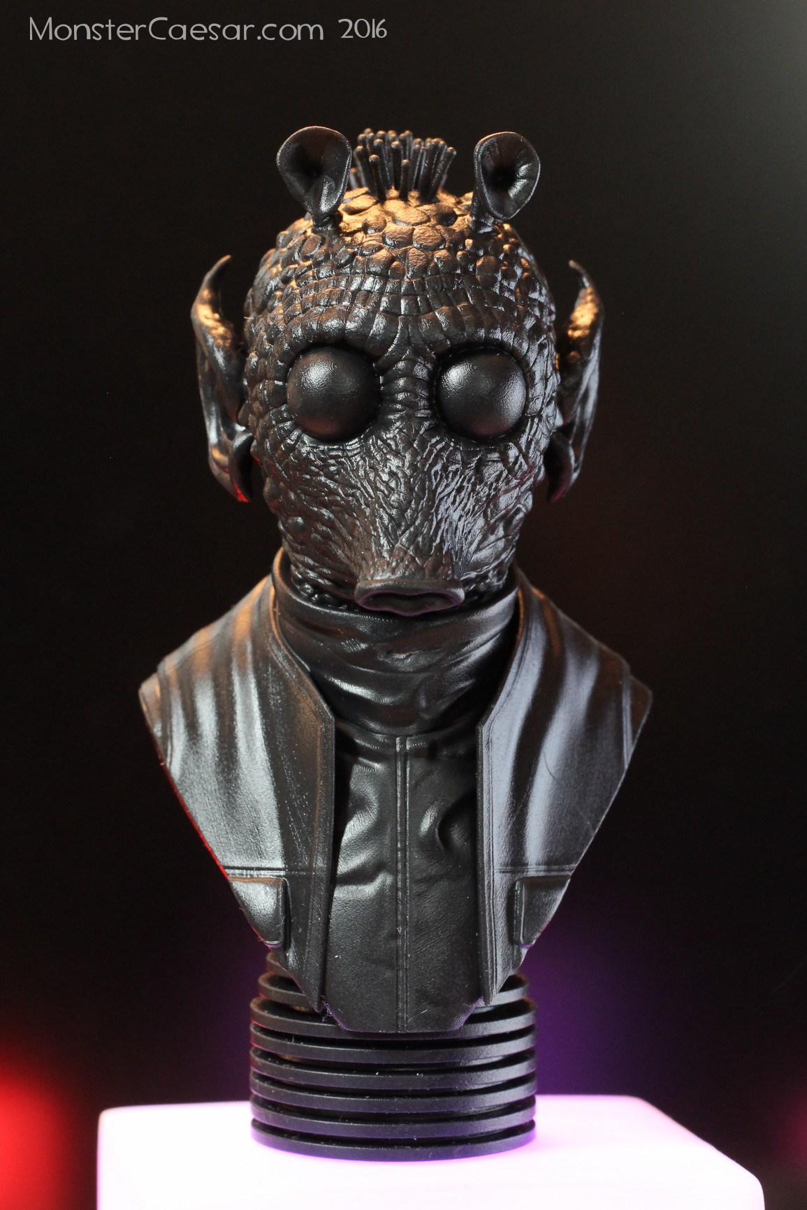 greedo statue