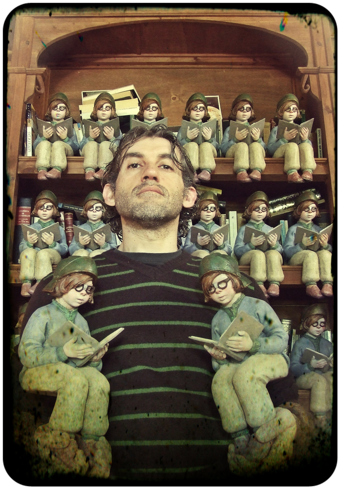 Francesc Grimalt, with his character.
