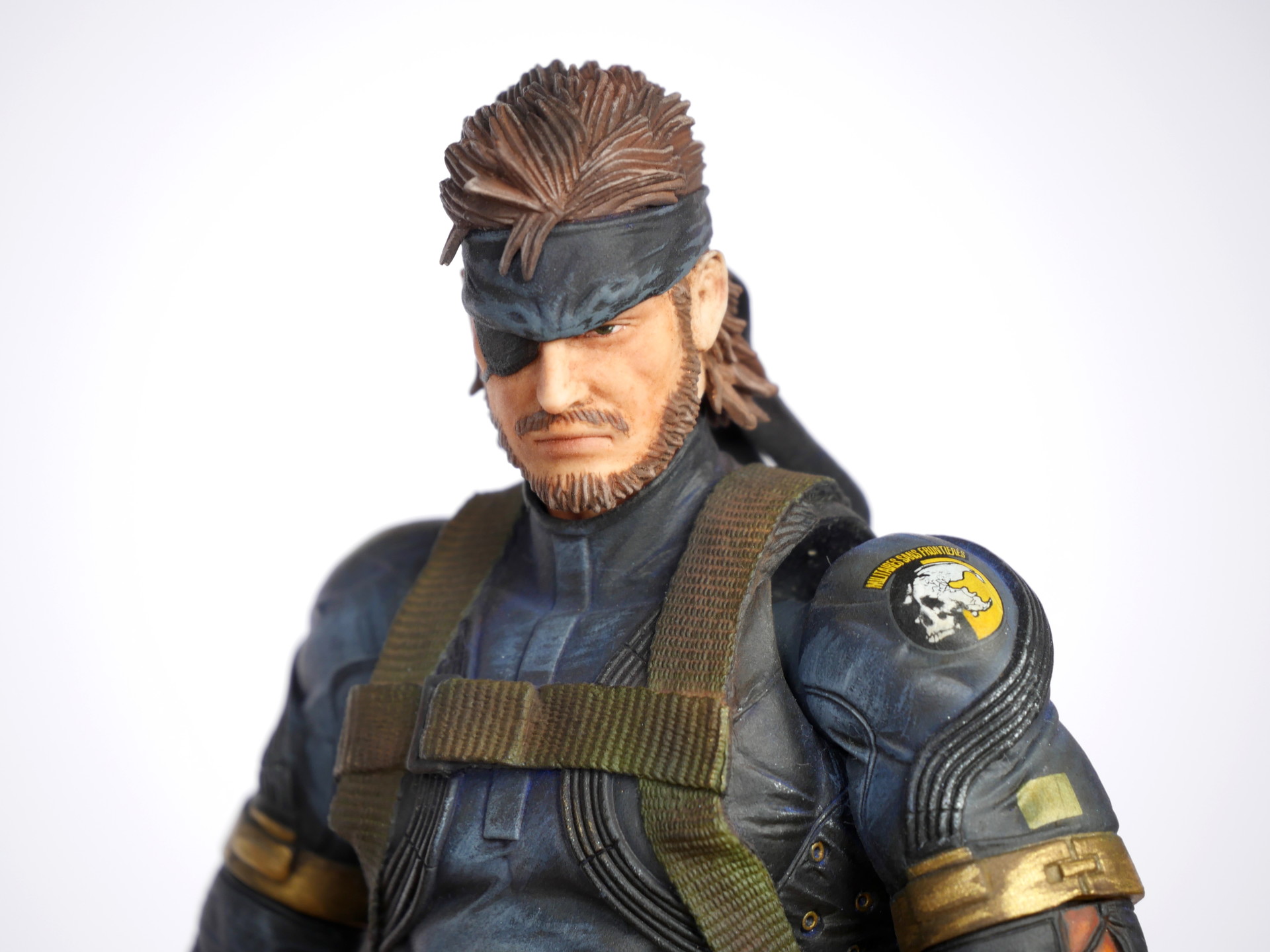 Artstation Metal Gear Solid Peace Walker Naked Snake Play Arts Kai Sneaking Suit Custom Doll