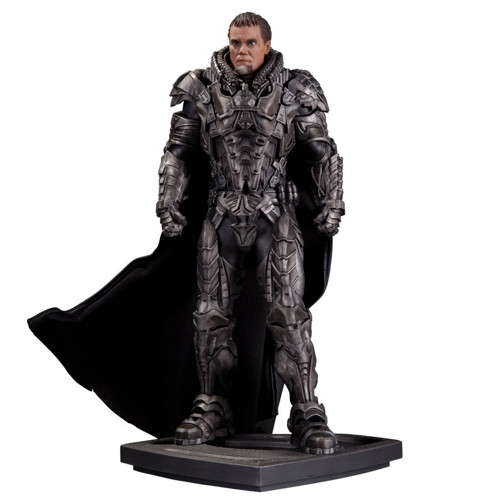 Man of Steel statue shows new Superman costume