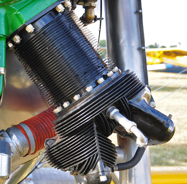 reference photo for the Kinner R-540, 160 hp engine that I'll be modeling.