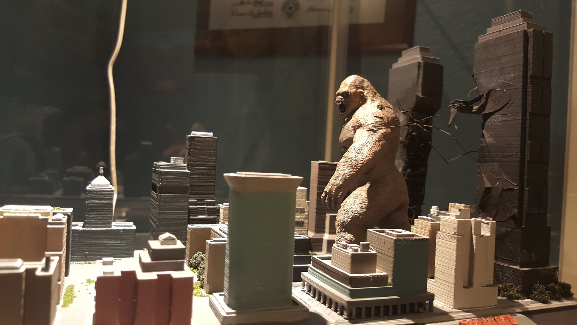 Birmel Guerrero - Godzilla V.S Kong Maquette