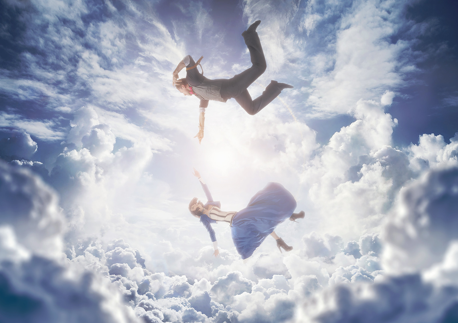 Dreaming fly. летающая девочка. полет в облаках. летающая девочка. девушка зонтик счастье.