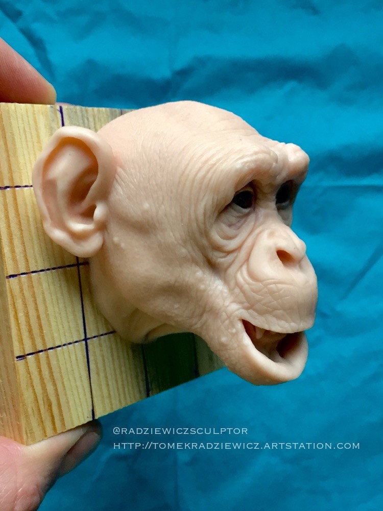 Chimpanzee/super sculpy/ 2,5 inches
