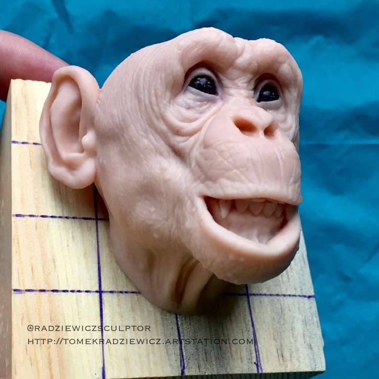 Chimpanzee/super sculpy/ 2,5 inches
