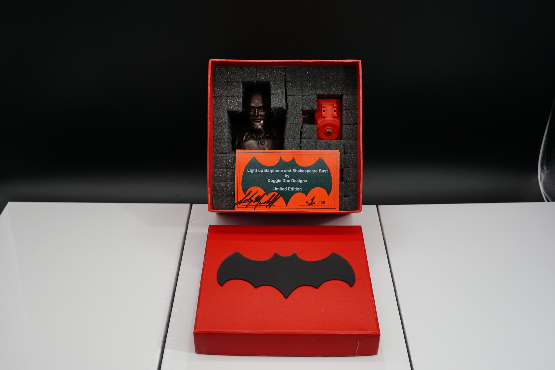 Artstation 1966 Batman Light Up Batphone And Shakespeare Bust