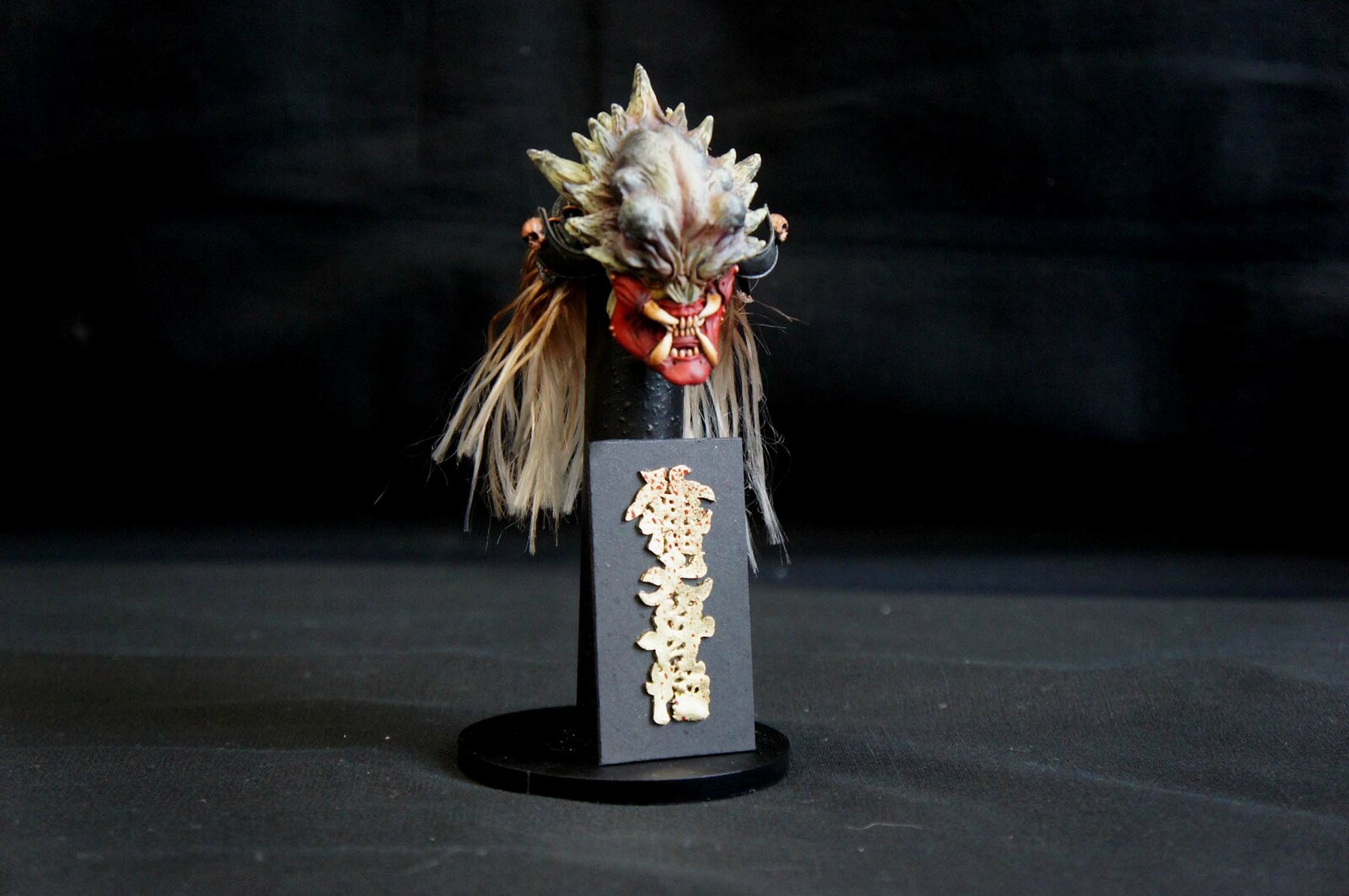 鬼侍 (サムライ・プレデター) 完成品
黒澤明の映画「乱」のカラーコンセプトベース
Samurai Predator 
color concept base from Akira Kurosawa's film "Ran"