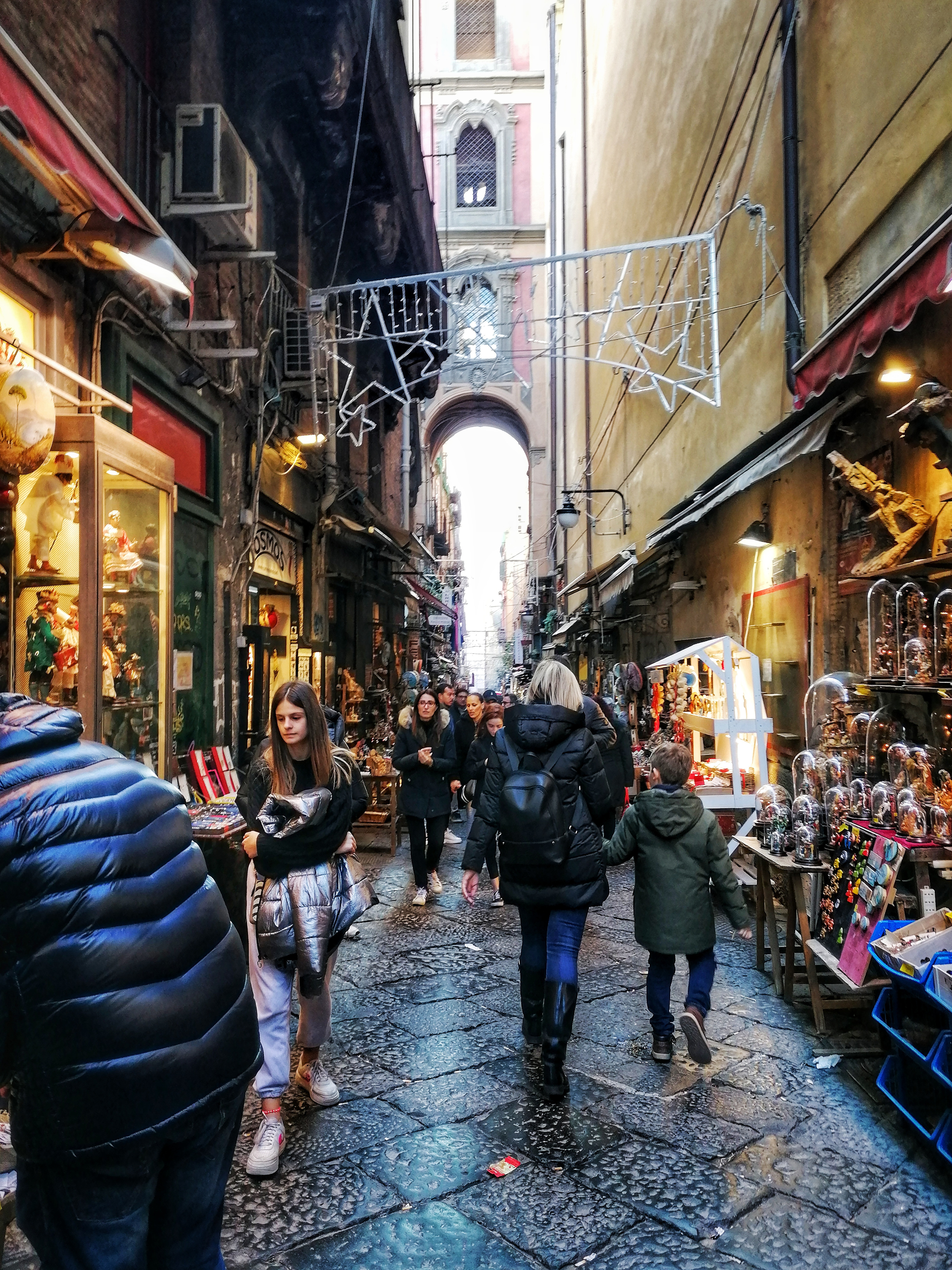Via dei Tribunali.