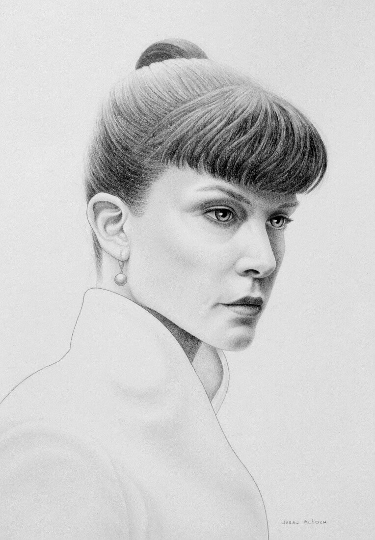 Replicant with a pearl earring - Sylvia Hoeks as Luv in Blade Runner 2049