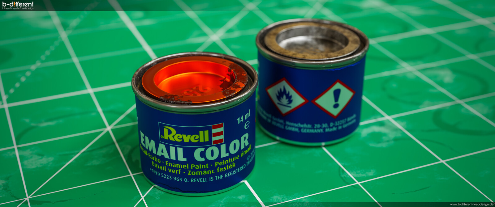my logo in a virtual workspace | paint can