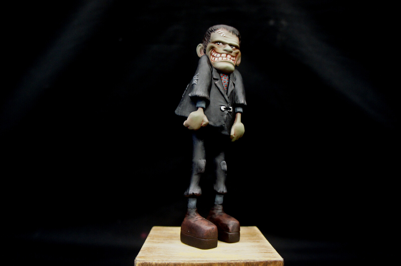 Animated Frankenstein Art Statue 
https://www.solidart.club/
