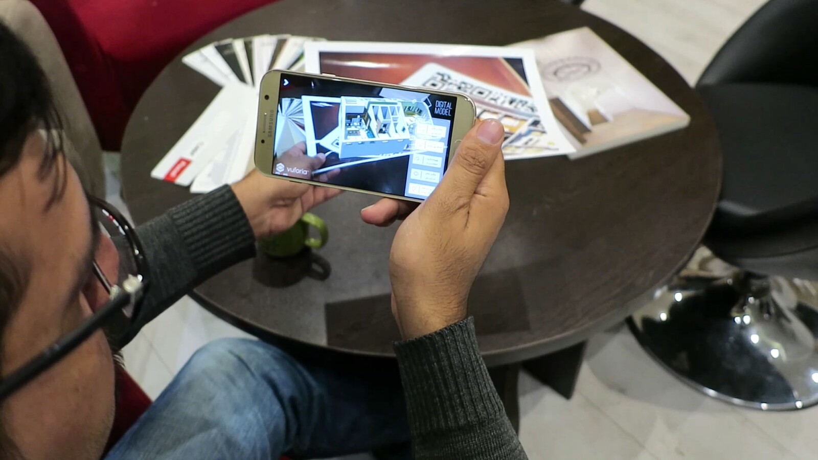 AR model appeared on the marker