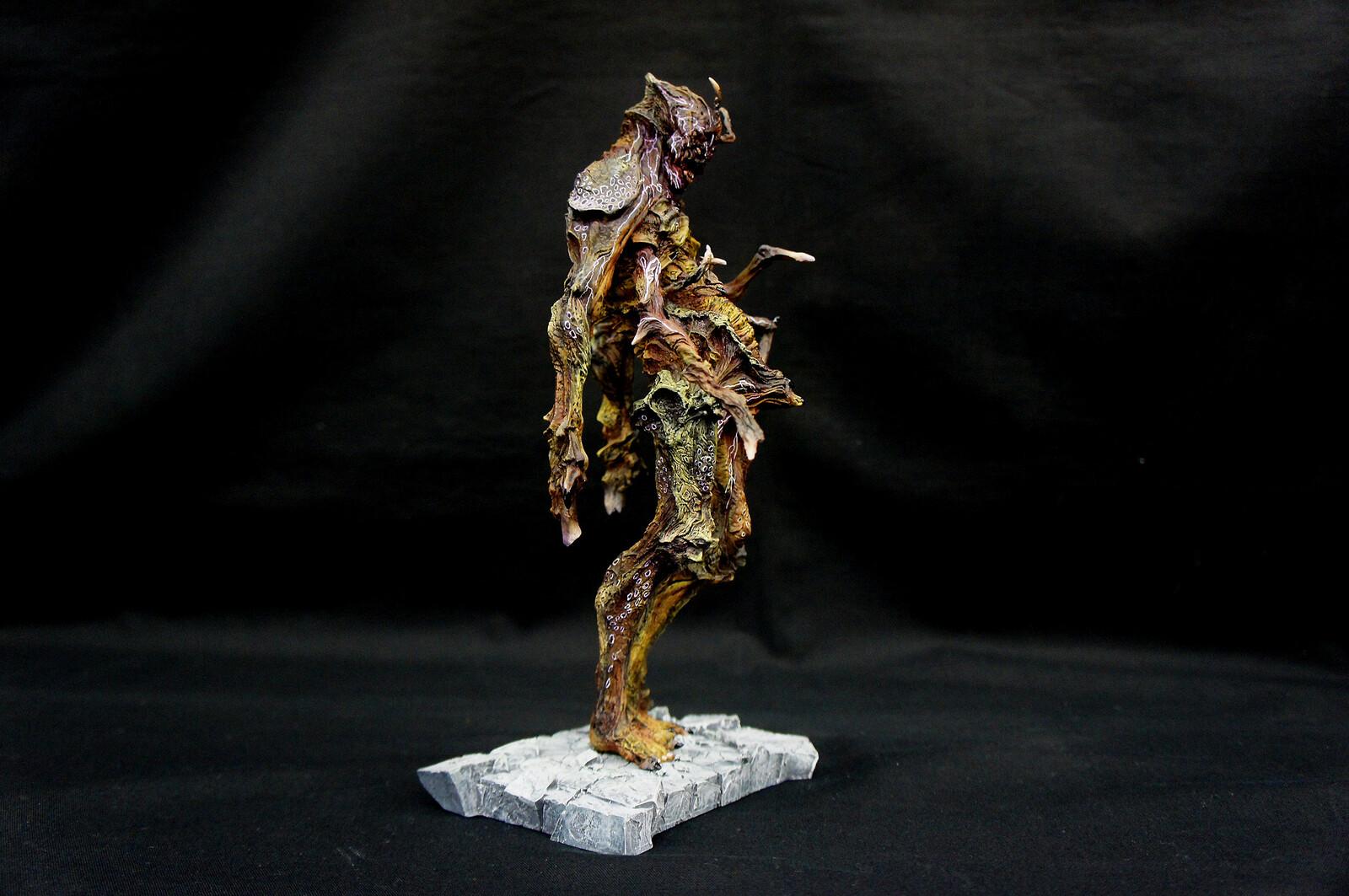 Hellpainter Unspoiled  Art Statue 
https://www.solidart.club/