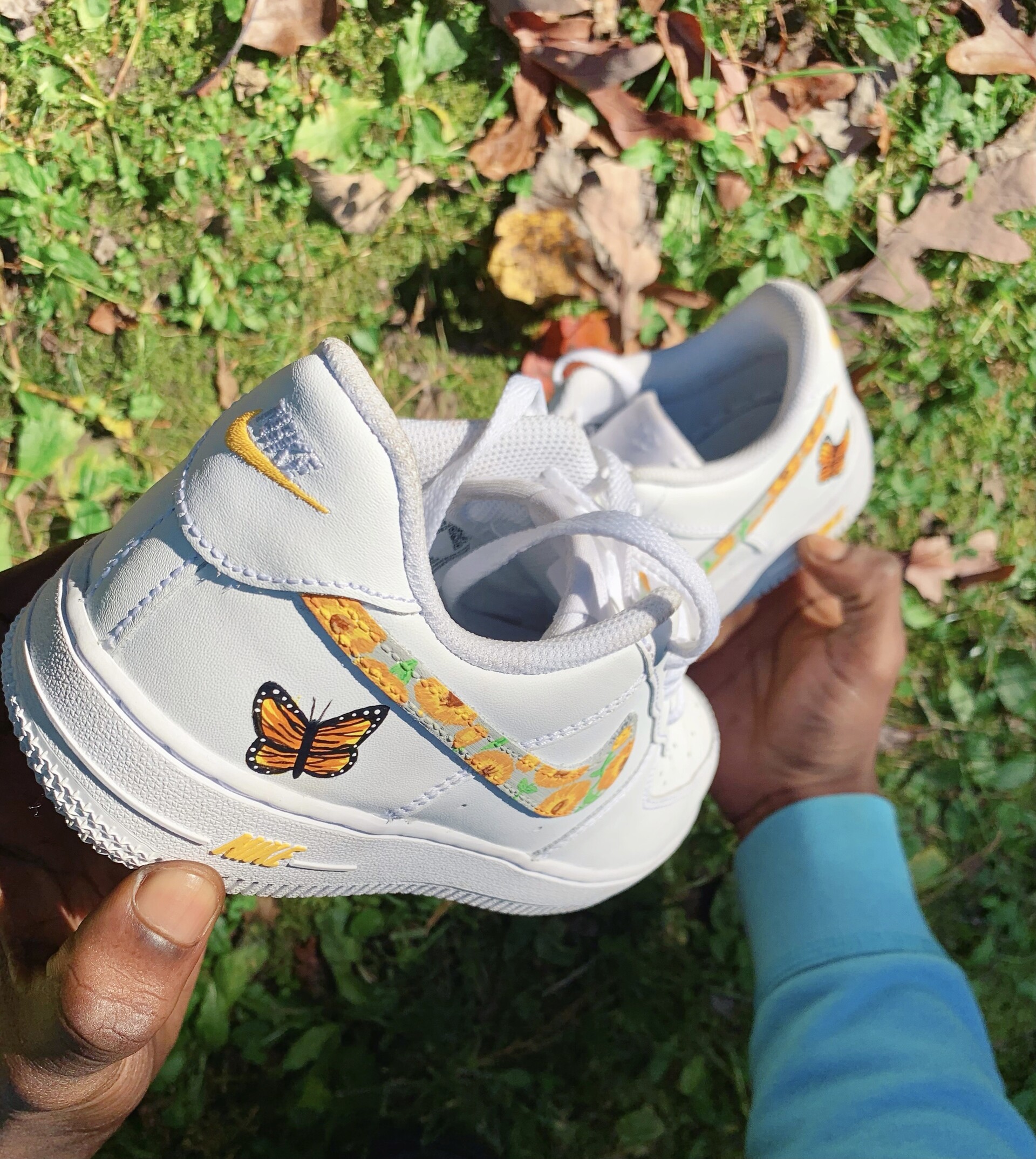 custom painted nikes