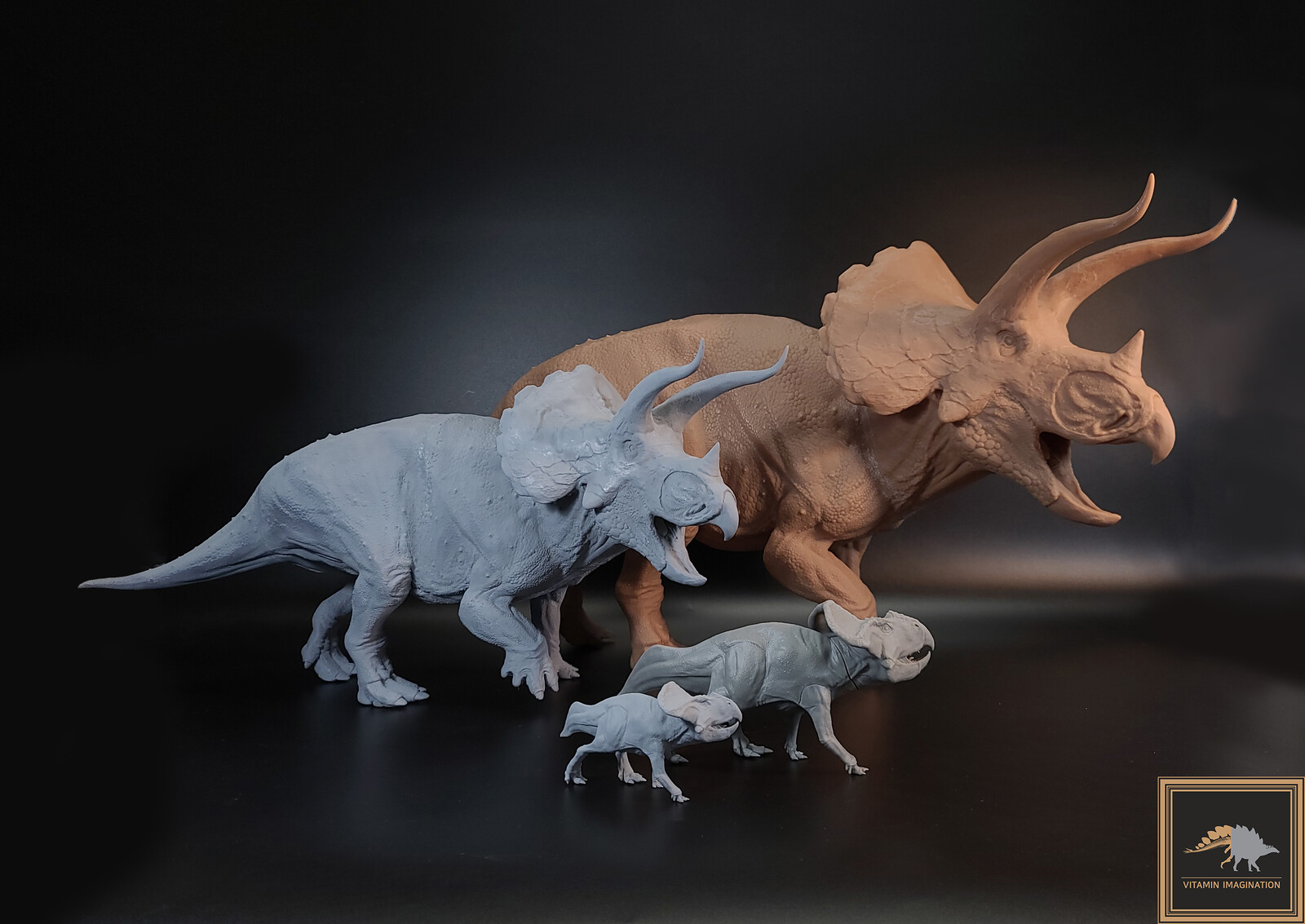 1:10 &amp; 1:15 Triceratops &amp; Protoceratops