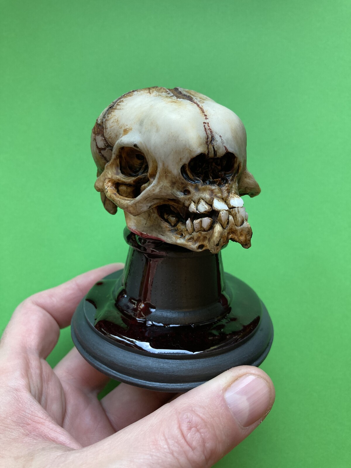 Alien skull hand-painted version.