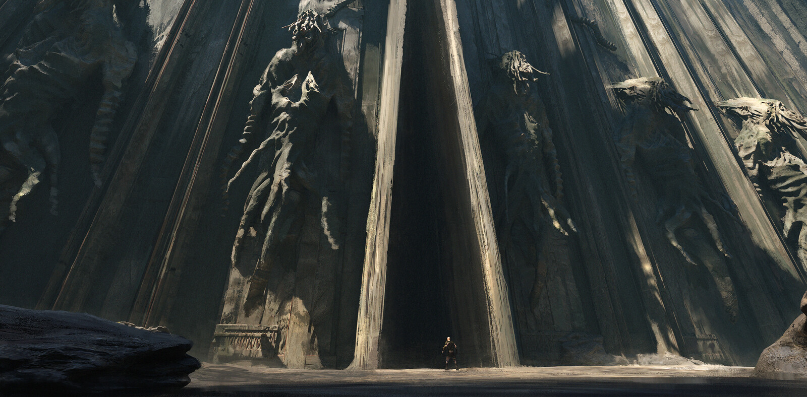
So, curious to find something, he decided to enter in the Temple. 