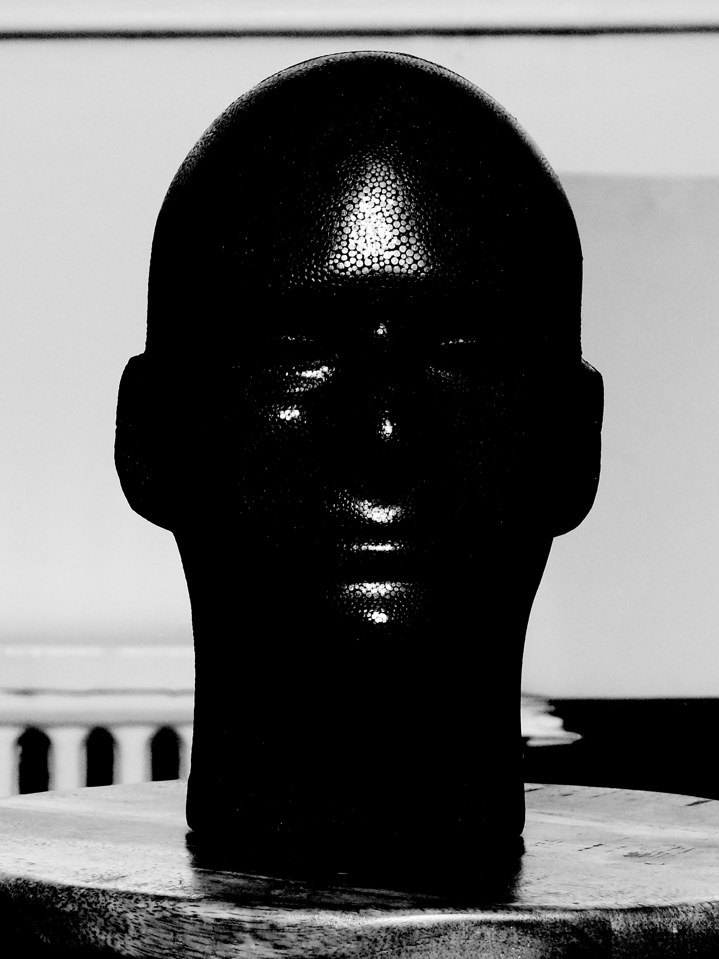 Photograph of a the manikin head demonstrating the  placement and properties of  of the highlight. Created by Vince Mancuso