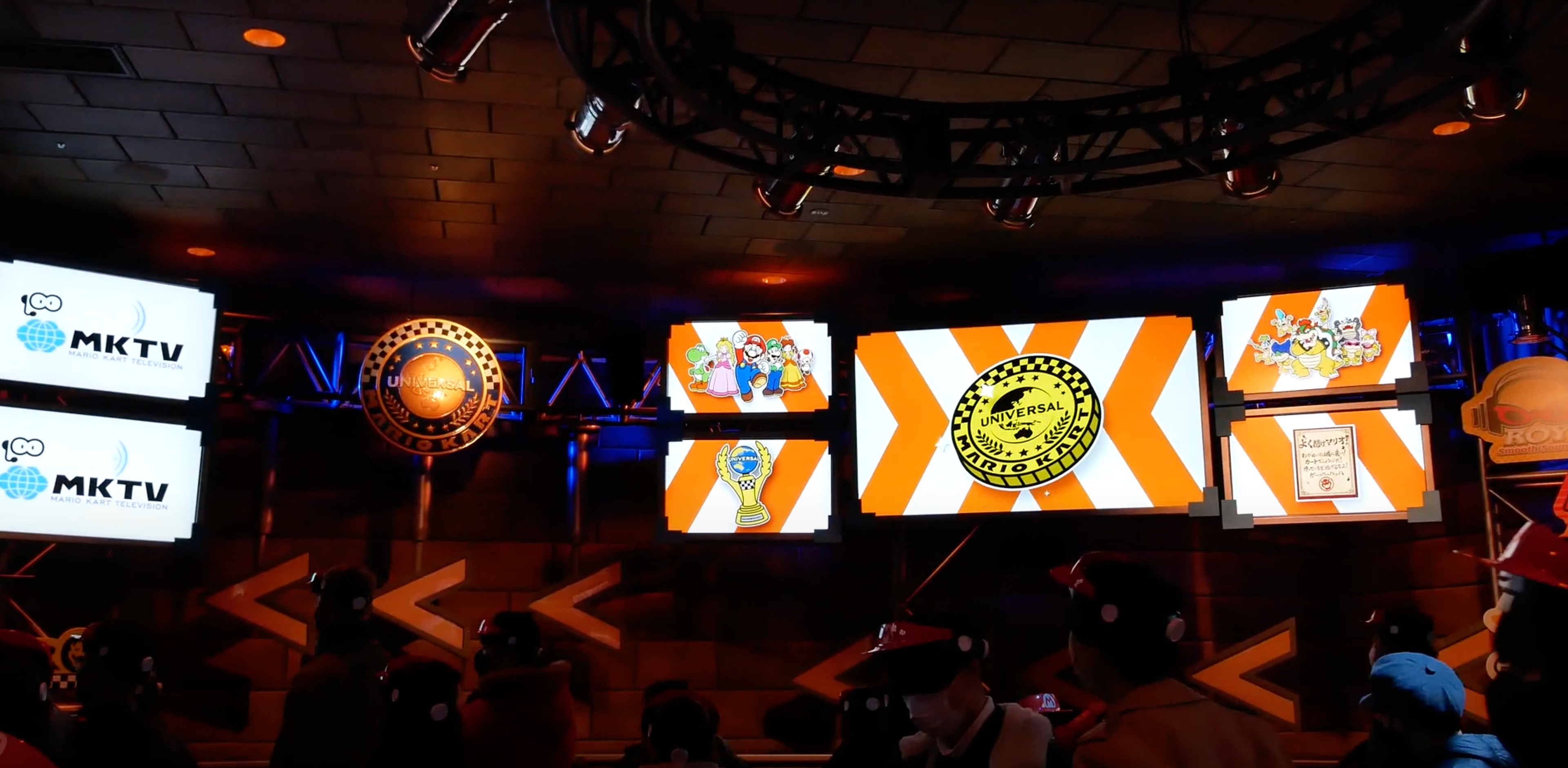 The Universal Medallion can be seen during pre show.
Photo Credit: UniversalParksNewsToday