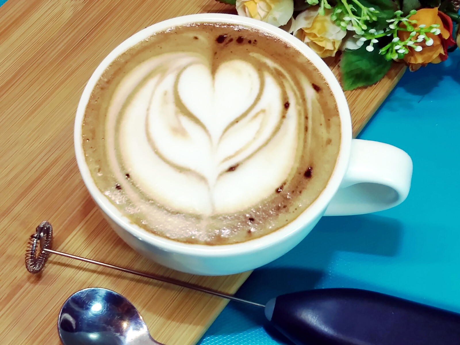 💎Ovaltine Latte | 2021💎
| Instant Coffee (15ml) + Ovaltine (15ml) | Pauls Pure Full Cream UHT Milk | IKEA Milk Frother |