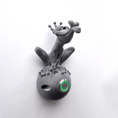 3D printed doorbell "Kiss the frog"