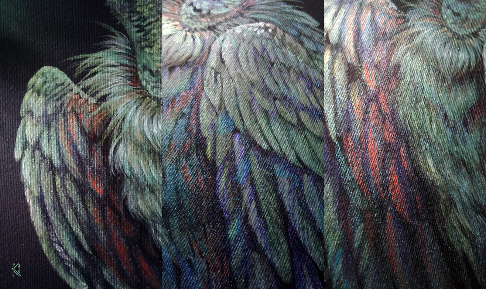 Details and shine of interference watercolors.