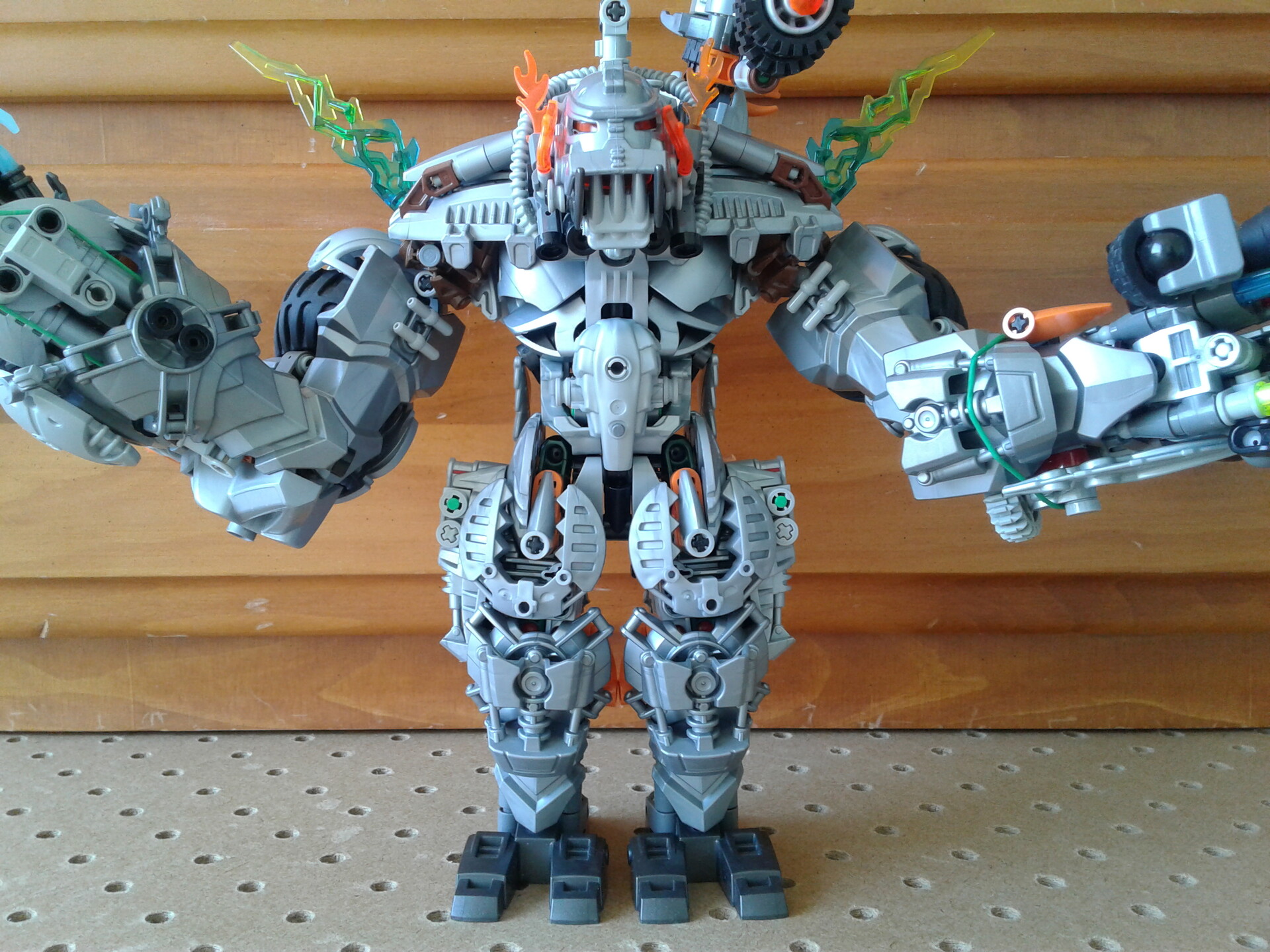 Lego hero factory hot sale thunder