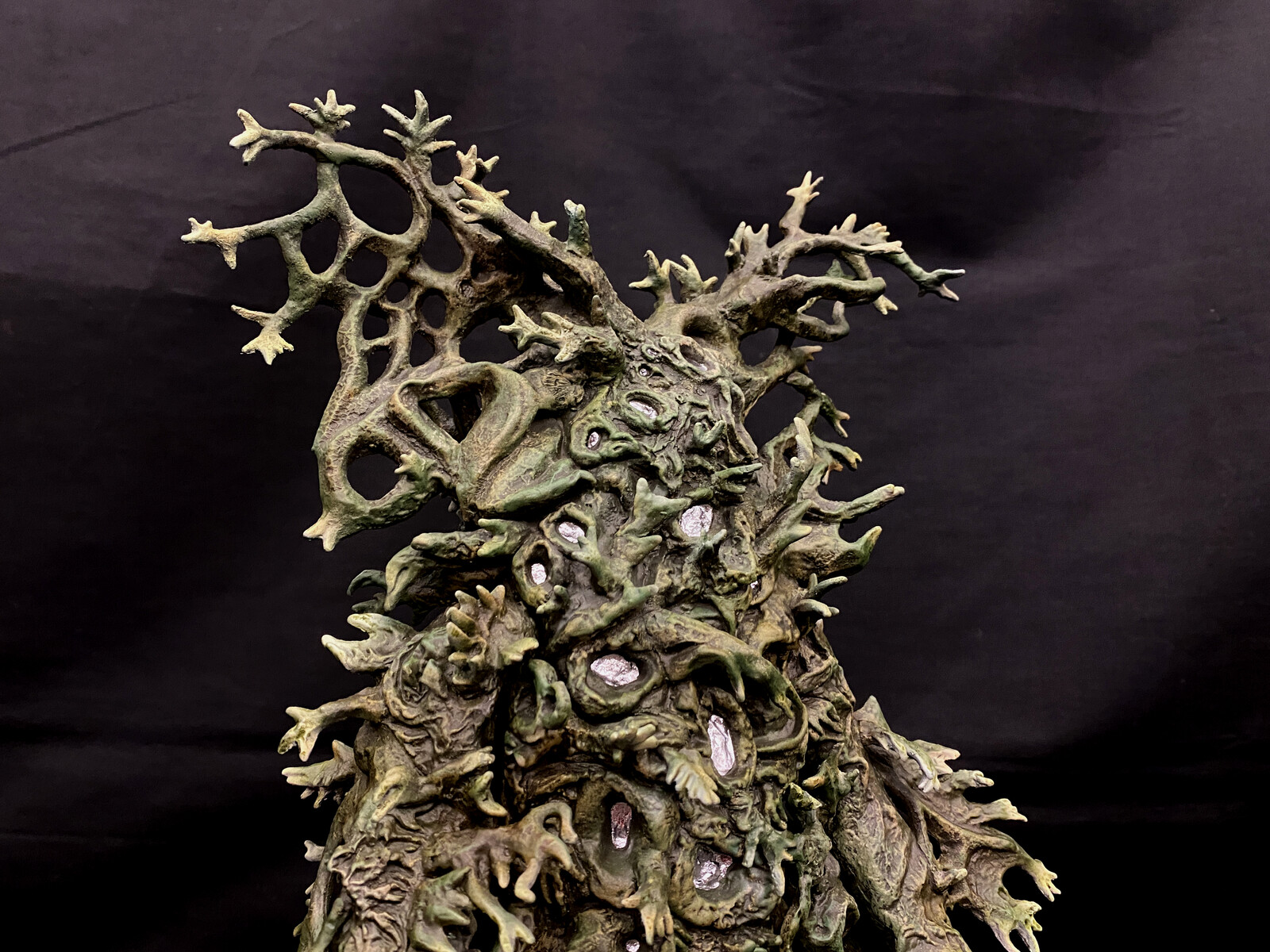 Waiell Seijin Art Statue ワイアール星人 完成品
https://www.solidart.club/ 
