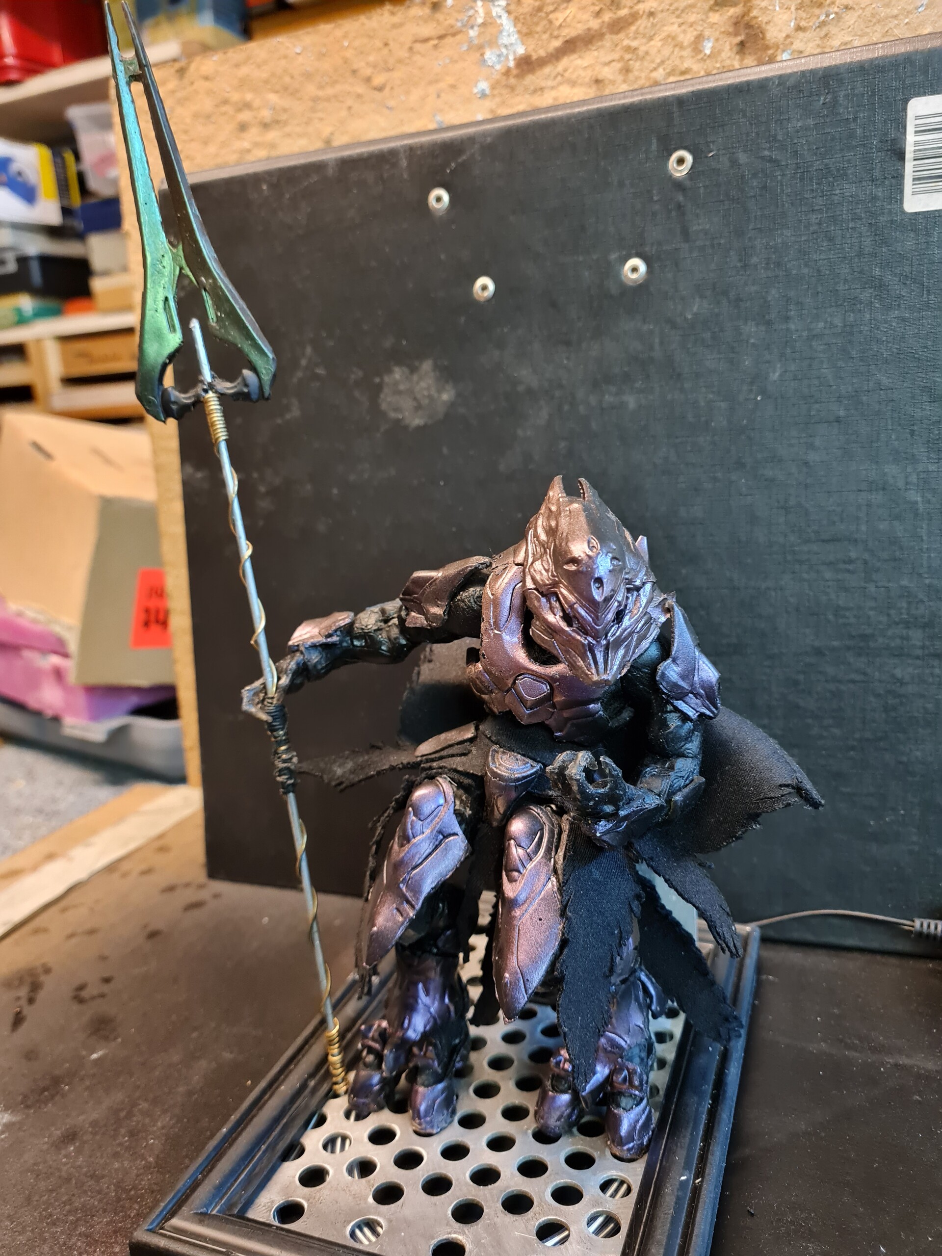 Halo metal figures online