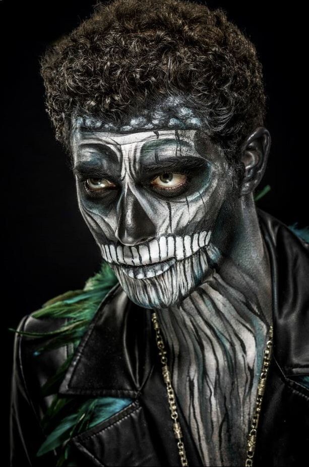 Skull and bones - Body art