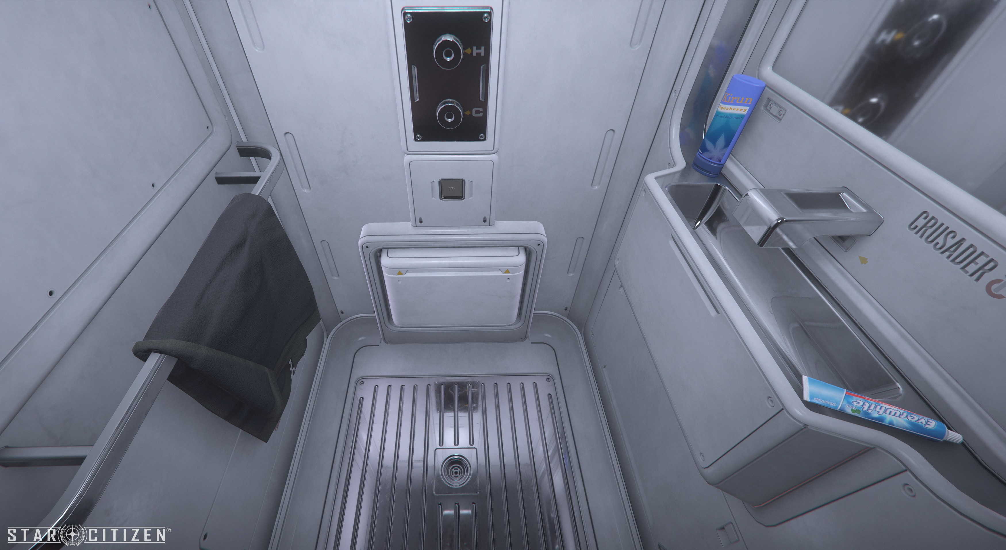 CRUS Hercules Starlifter - Sleeping Quarters Bathroom 03