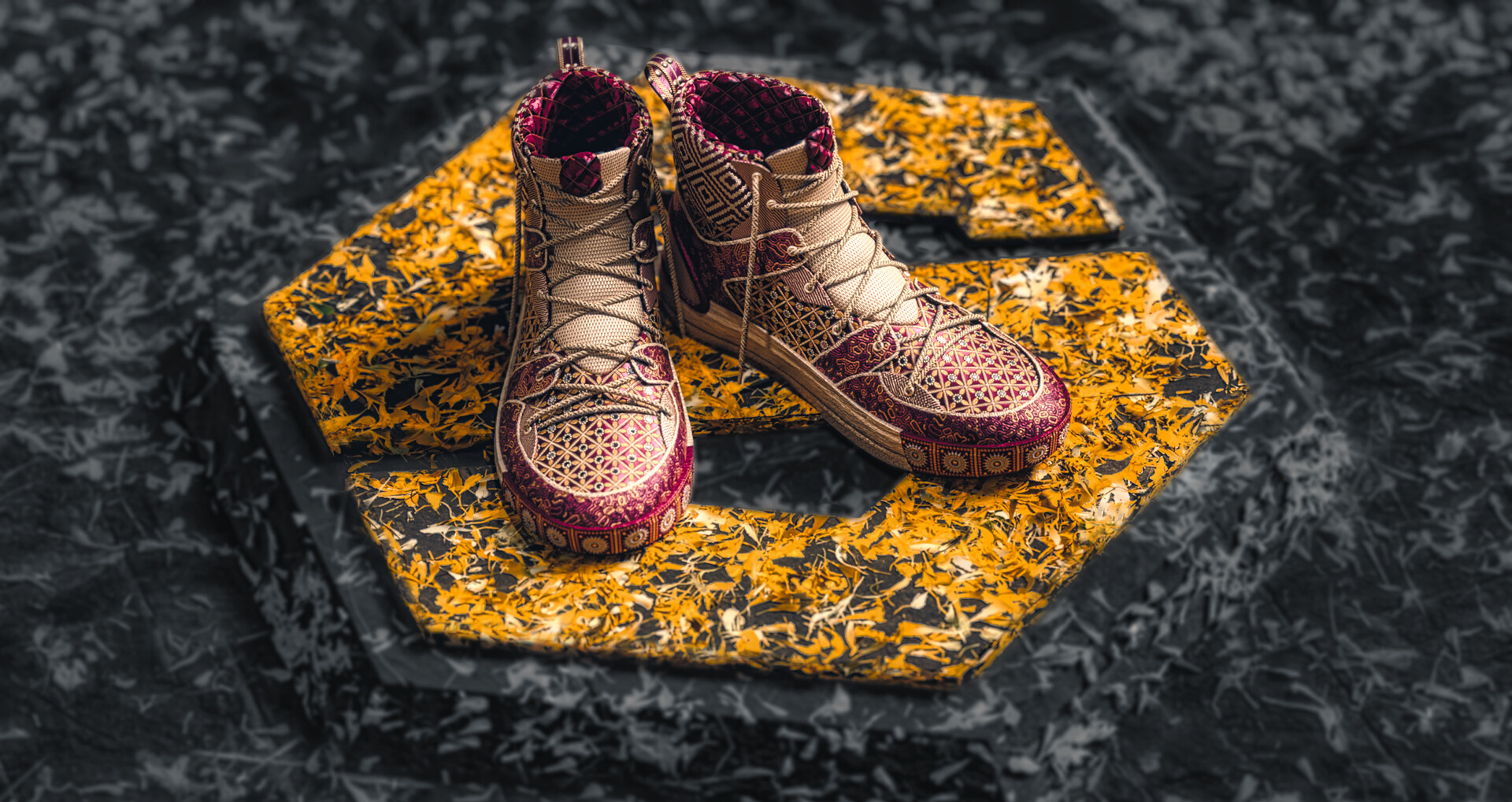 Jacquard lace up zipper flat boots top