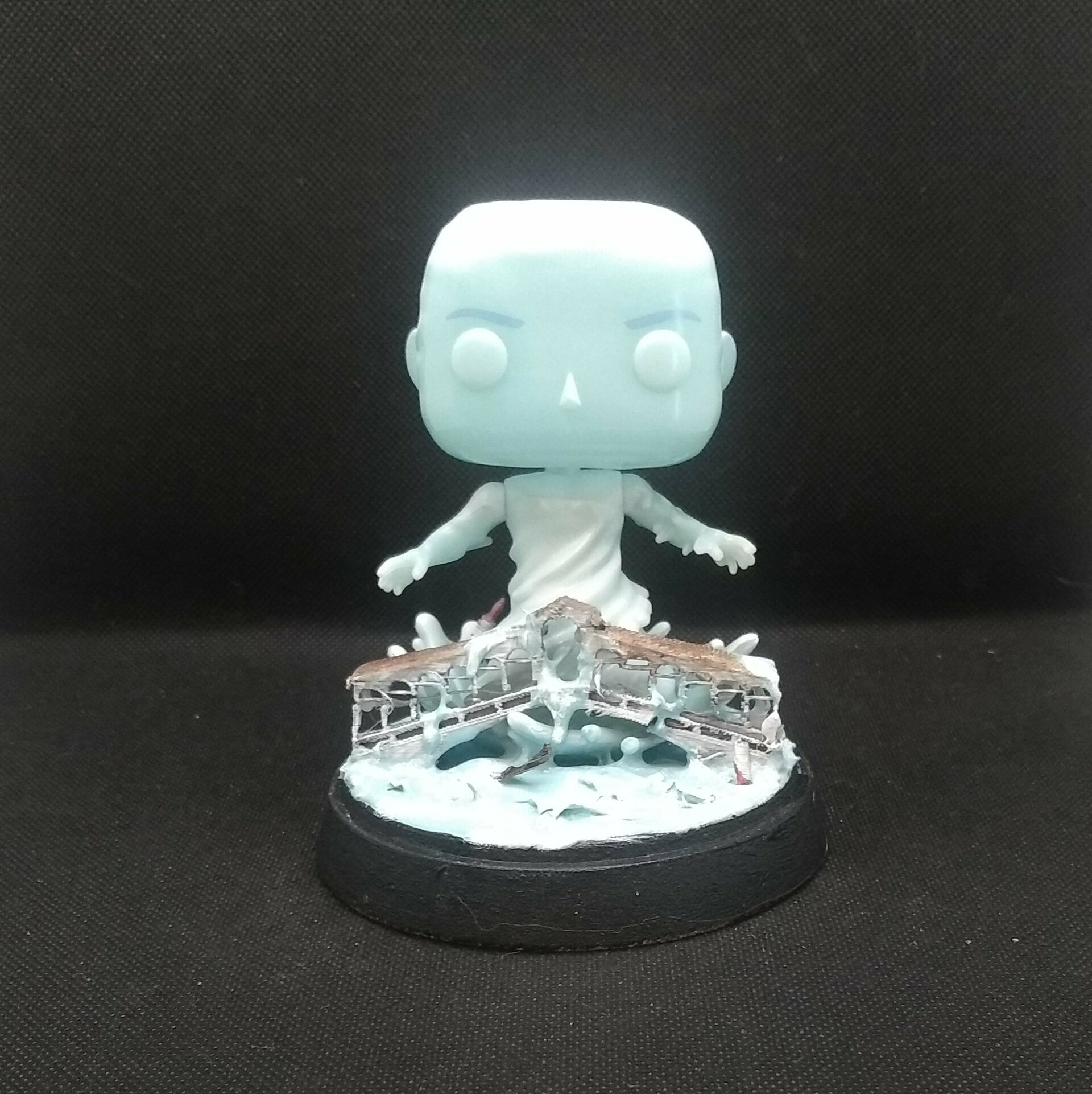 mobiel Geslagen vrachtwagen Theoretisch ArtStation - Socle Diorama Hydro-Man Funko Pop