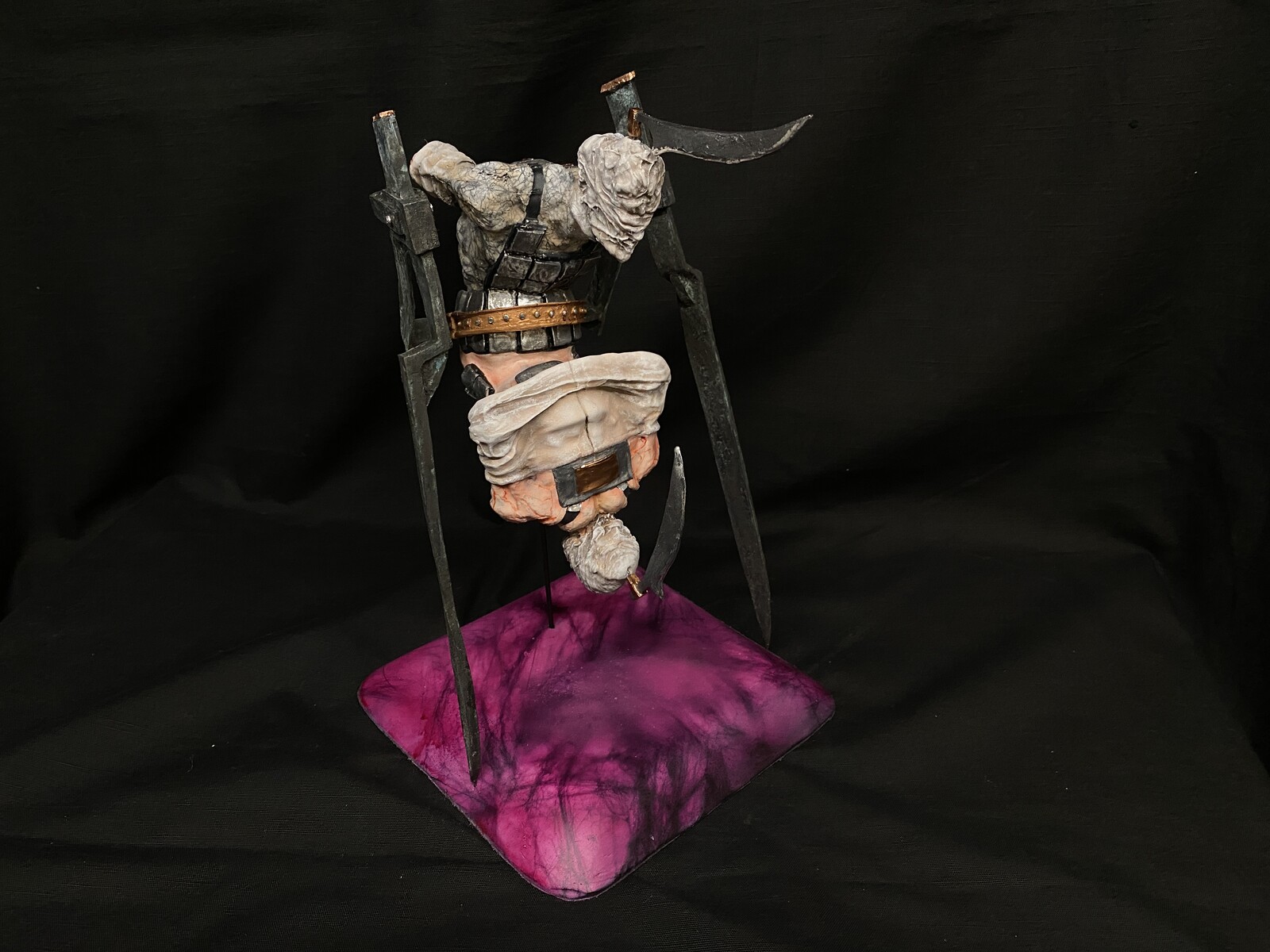 Portfolio &amp; Store: https://www.solidart.club
This piece is hand-painted and finished, 
with its own unique quality and detail 
that is the trademark of a handcrafted 
Art Of Toys custom product.