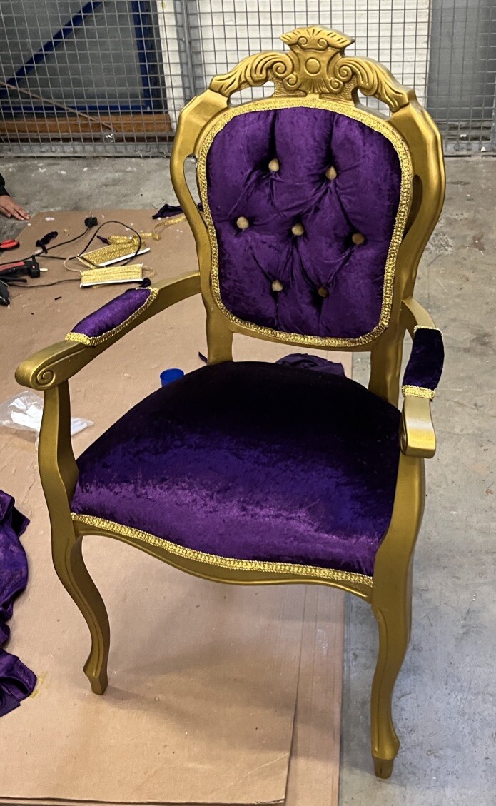 Saturday Mash-Up Live! CBBC
‘Chuckingham Palace’ slime seat.
Painted and upholstered.