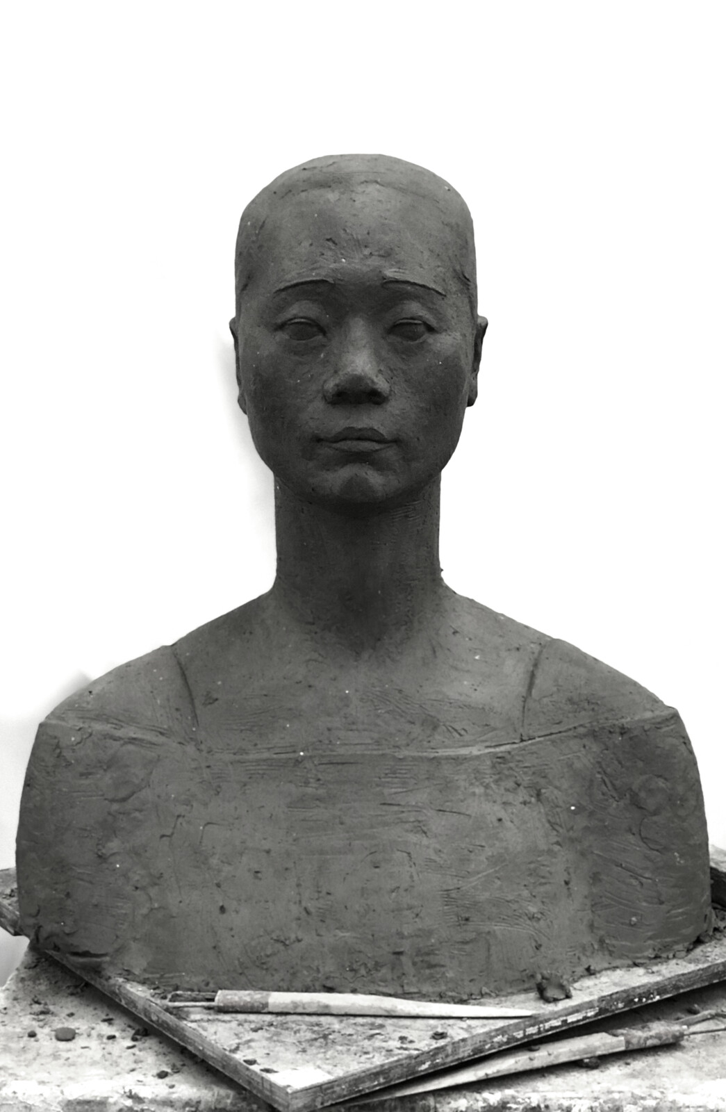 Sculpture potrait of young woman
