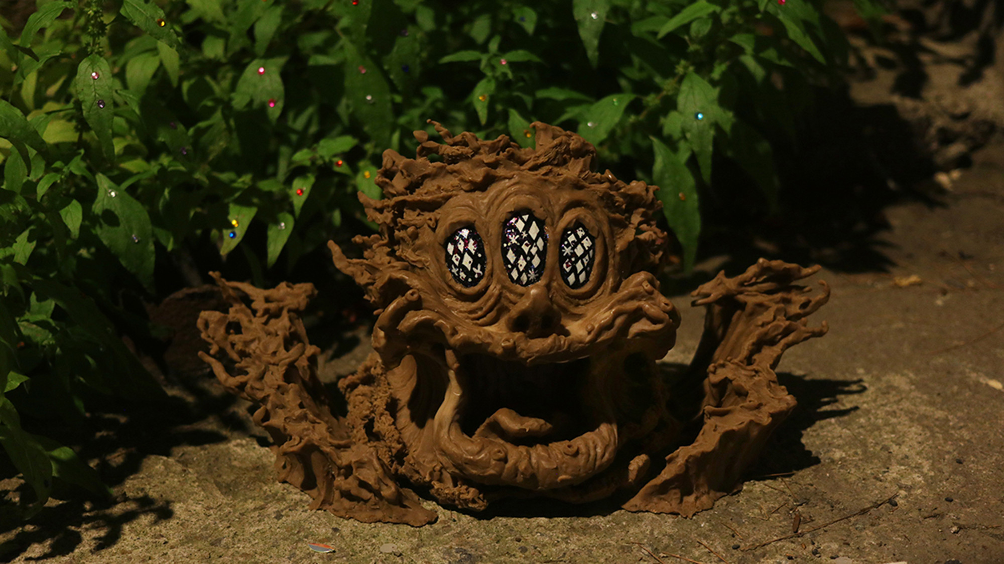Larvae Story Still Shot 3