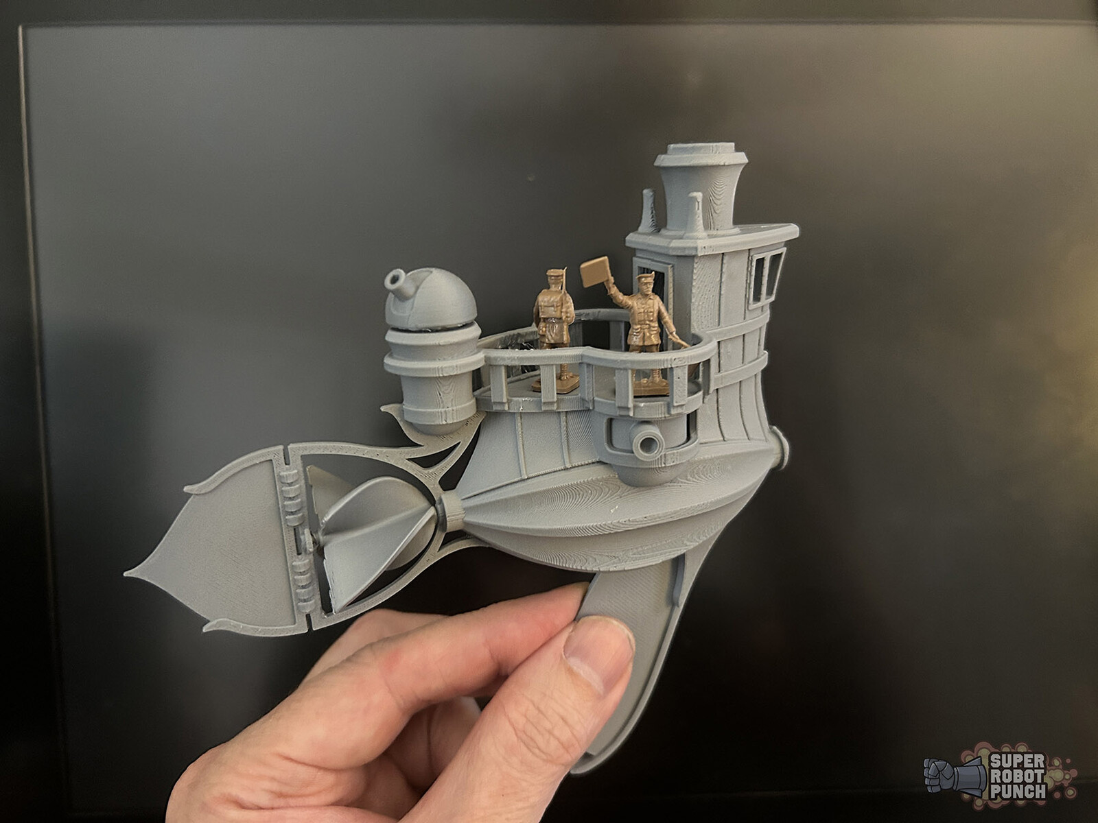 A 1/72 scale airship I designed.