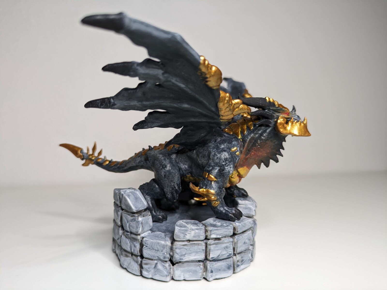 Glorious Deathwing - Side - Printed and Painted