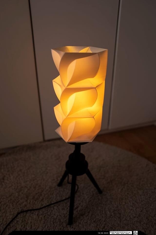 Lamp shade
