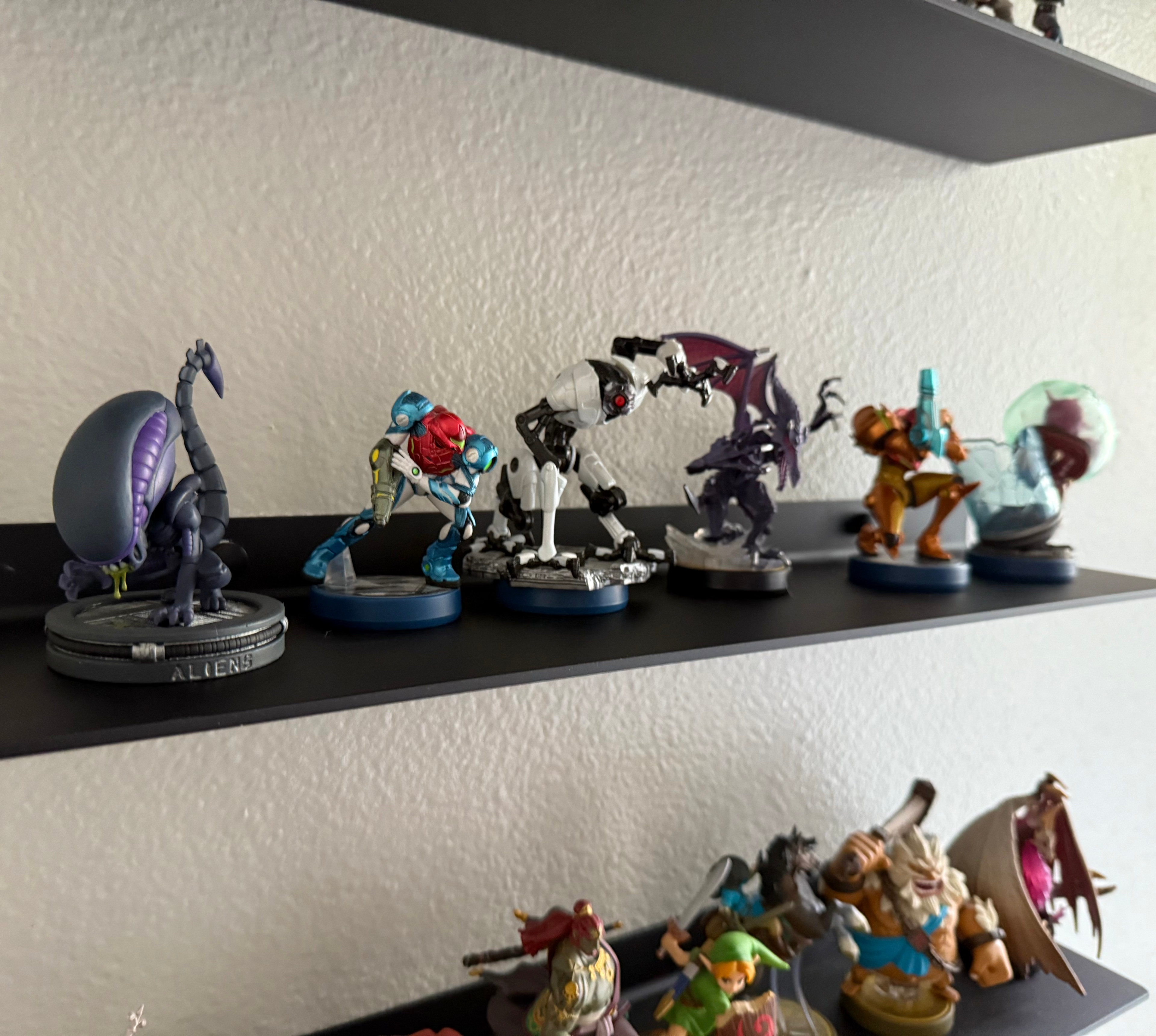 This is the Amiibo sized version painted (shown unpainted in previous image) with the other store bought Amiibo's I have.