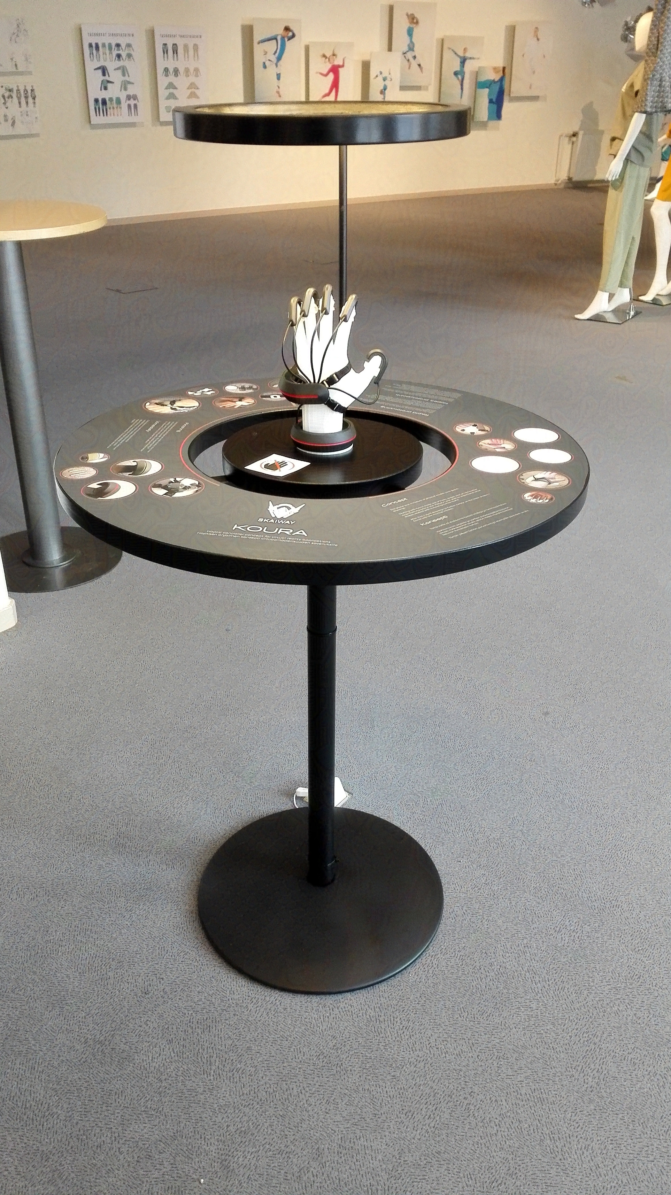 Presentation table